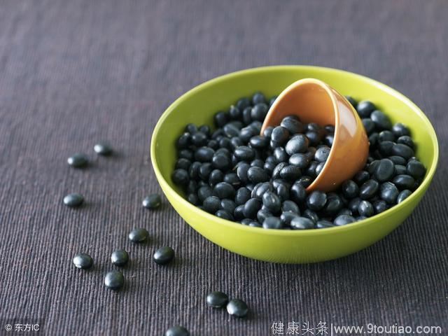 每日说中药：吃黑豆为什么能降三高？怎么吃养生功效更好？