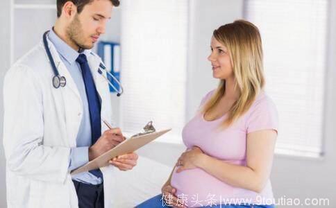 孕晚期羊水破裂易诱发胎儿死亡，以下3种方法可有效避免，别大意
