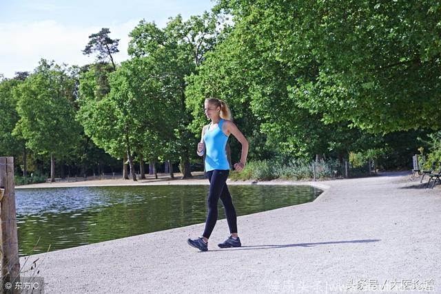 胡大一：有氧代谢运动是增进健康的最佳方式，如步行、骑车、游泳