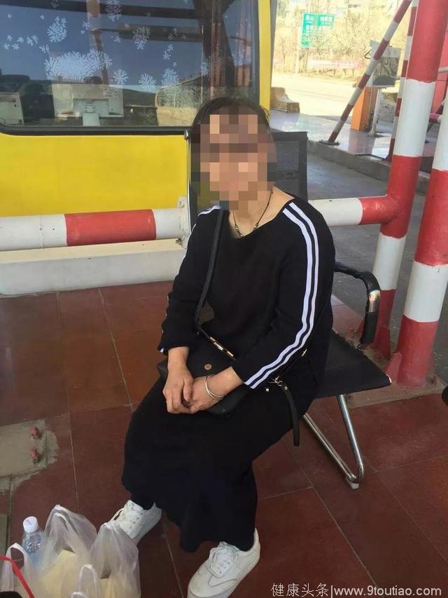 临沧一男子强奸车祸女子致死被判无期；女子花万元为瘫痪狗狗针灸