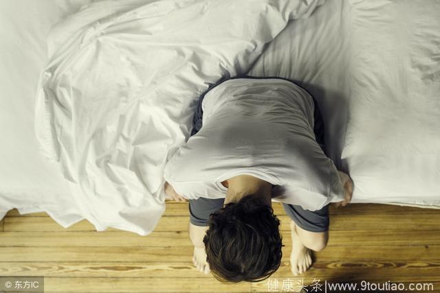人到中年易失眠，警惕“3个不能睡”，睡得好不易老！