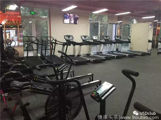 去北京最贵的24小时健身馆 燥一下