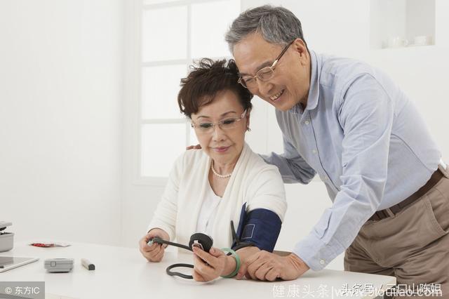 人老了都会得高血压吗？为什么一进医院就血压高？