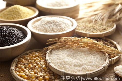 用生水蒸米饭可能会引起癌症吗？