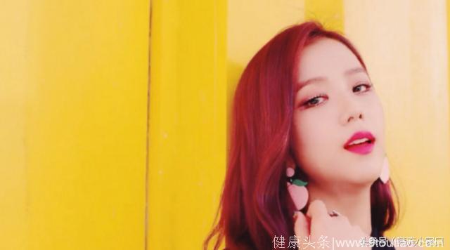 BLACKPINK的车窗女神门面金智秀Jisoo:实力短板，百分百综艺担当