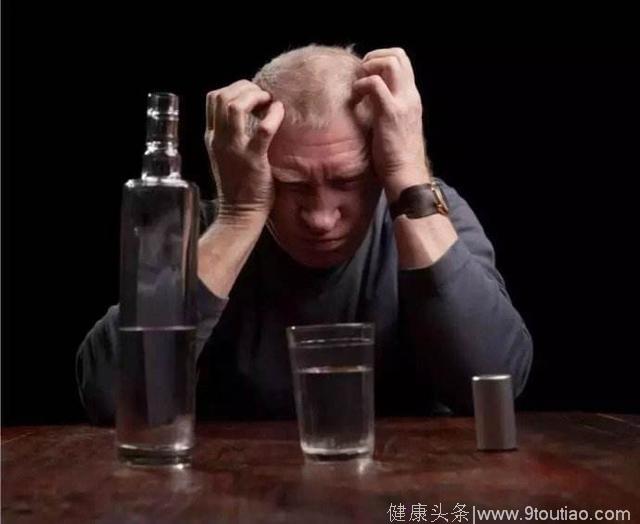 痛风患者，到底能不能喝酒？养生专家告诉你标准答案！