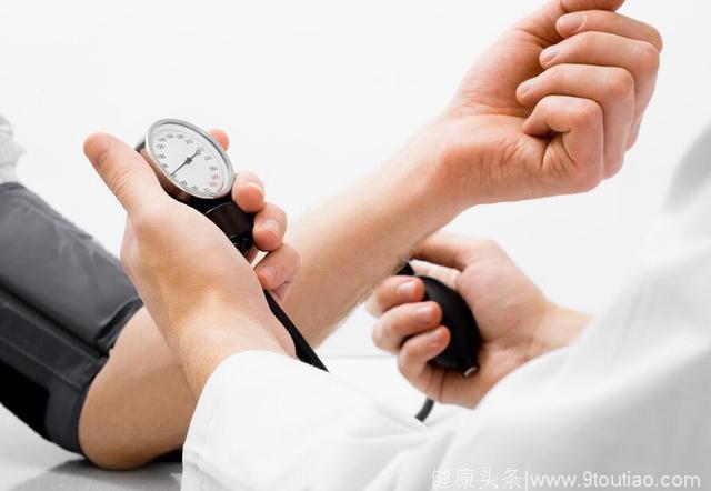 高血压偏爱6种人，利用这3个方法，血压不再高