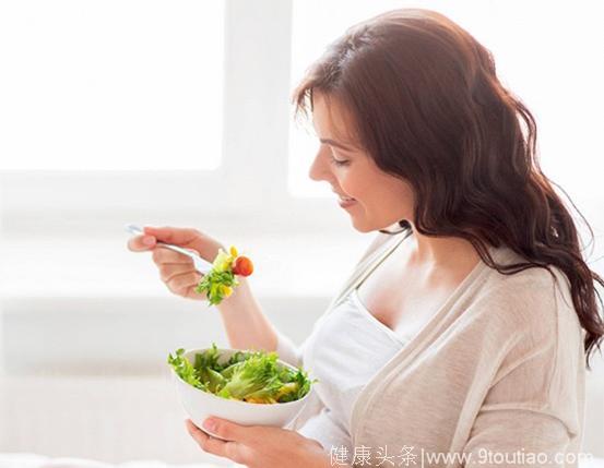 怀孕期：4种关键的胎儿脑部发育营养素不可缺，这教你天然食补法