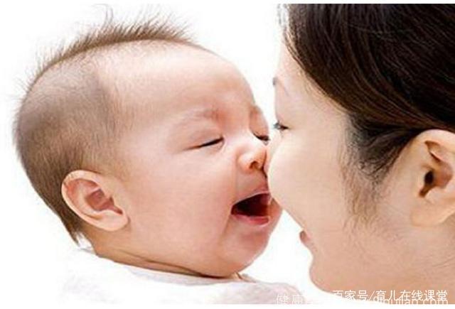 宝宝有口臭，宝妈不要以为是口腔不干净，其实是这几种原因！