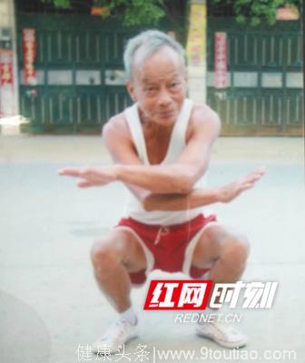 零陵92岁耄耋老人一口气能做60个俯卧撑 晨练慢跑1万米