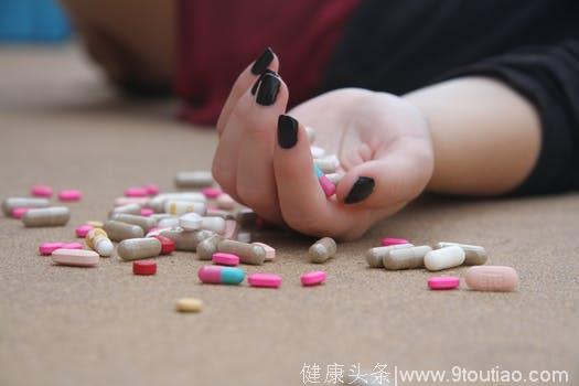 比想象中痛苦，比想象中隐蔽，抑郁症的5个表现，你了解么