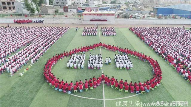 云南曲靖一高中举行呵护心灵，护航青春525心理健康节活动