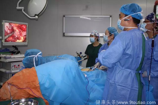 渭南首例腹腔镜下宫颈癌临床根治术在市妇幼院成功实施