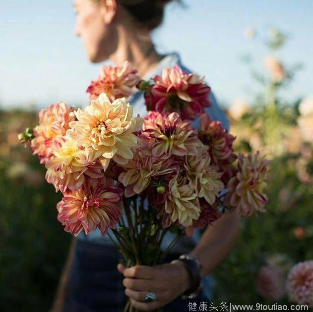 心理测试：4束鲜花，你最想收到哪束？测你有嫁给哪种男人的命！