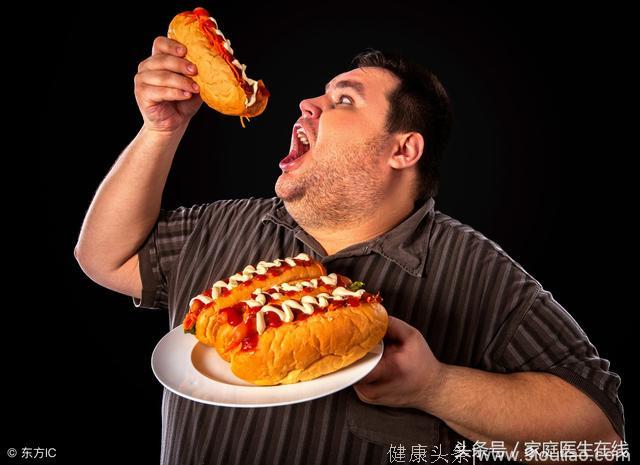 致脂肪肝患者：为健康着想，这6类食物咬牙也不吃