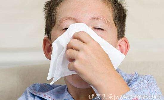 孩子经常流鼻涕，是感冒还是鼻炎？家长朋友要注意！