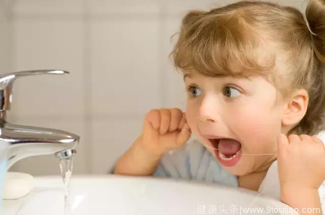 孩子几岁才能开始用牙线？葉子口腔科普