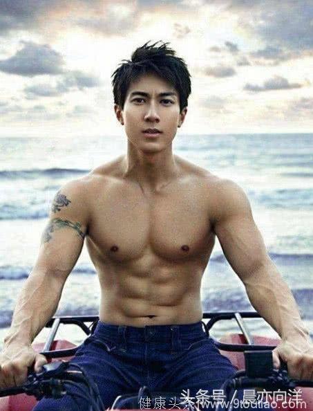 蔡徐坤的肌肉，韩东君的肌肉，彭于晏的肌肉，谁“撩”到你了？