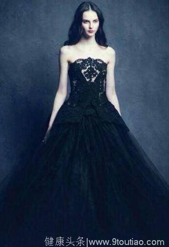 十二星座专属黑色婚纱，双子座黑色孔雀翎，水瓶座浪漫欧根纱！
