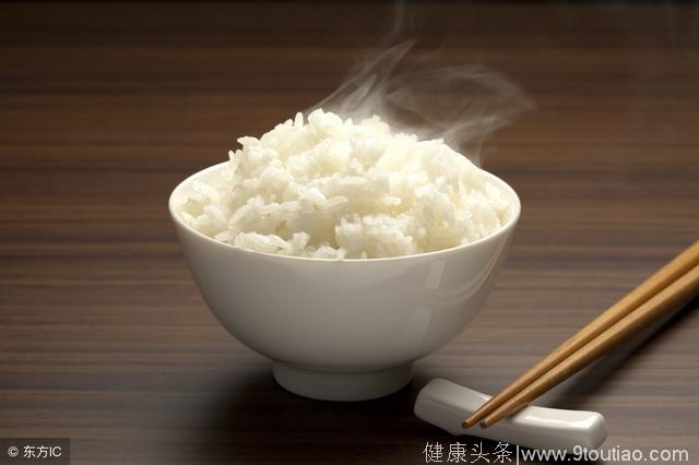 减肥的人，吃面条还是米饭？一直吃错了，难怪高热量瘦不下来！