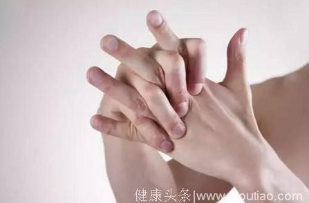 为何掰手指关节会咔咔响，掰得多了会得关节炎？