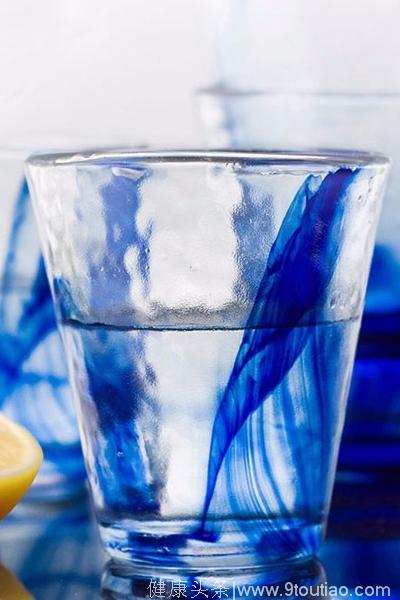 心理测试：4个水杯，你用哪个喝水？测你的性格是什么类型的？