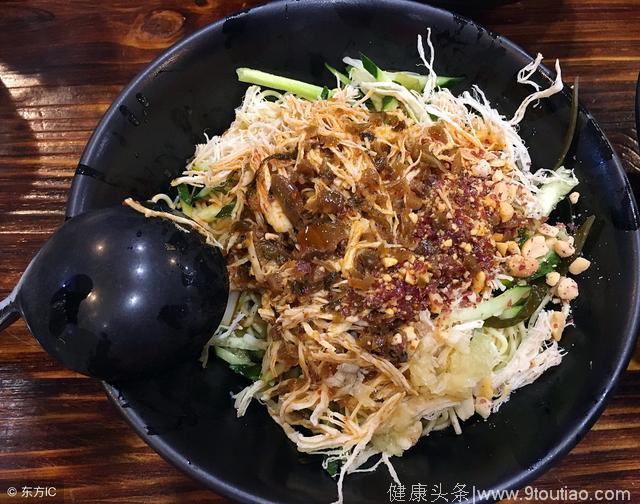 最适合夏季的开胃美食，川香凉面家常做法，好吃简单营养健康