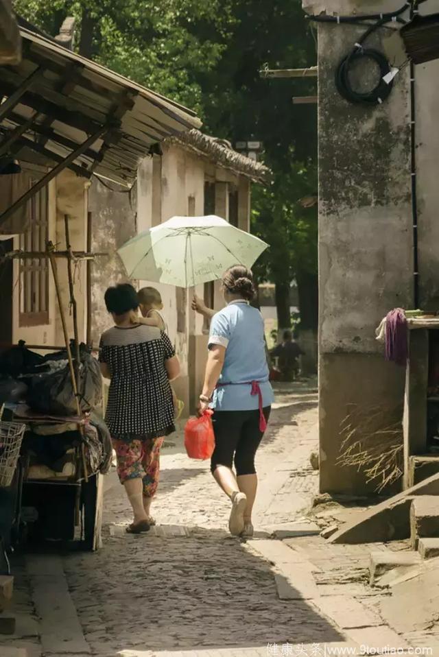 中南财经政法大学的“滴滴打伞”也救不了男生心底的自卑