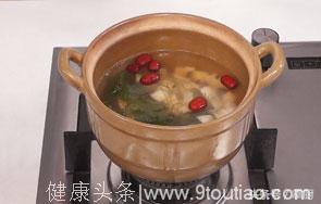 降血压、清燥热、祛湿气的美味养生汤—莲藕红豆汤！