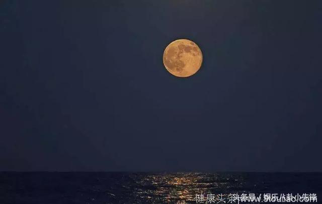 心理测试：哪幅海上月亮最美？测你是不是一个心机女？