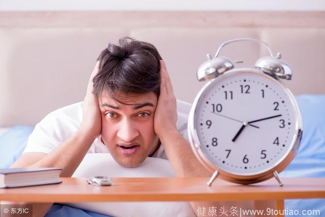 “气血不足”导致失眠？中医详解失眠诱因，3招让你倒头就睡！