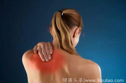 肩膀疼，就是肩周炎？这10个小动作一定可以帮到你！