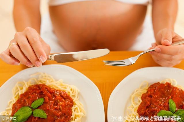 很多孕妇并不知道，怀孕期间这2个坏习惯，容易导致宝宝挑食！