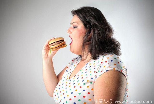 为什么女人一到更年期就发胖？或是这3个原因，有3个方法能预防