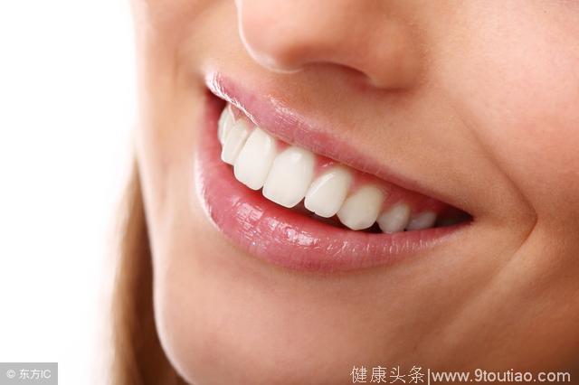 牙龈萎缩怎么改善？做好这3件小事，口腔更健康