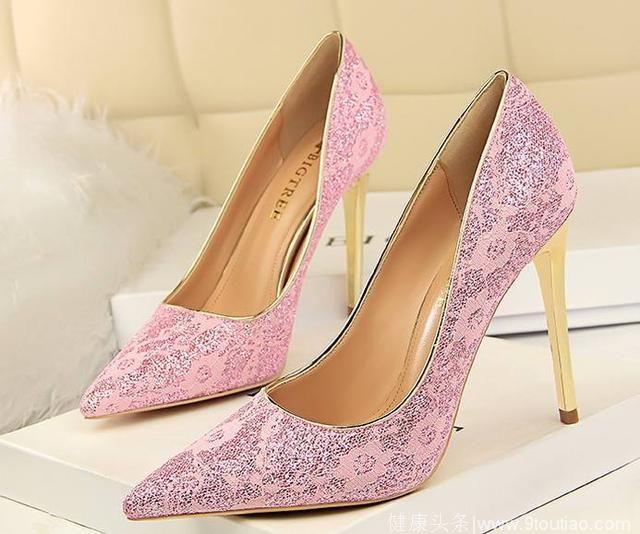 十二星座专属粉色系婚鞋，射手座的亮晶晶，摩羯座的低调有气质！