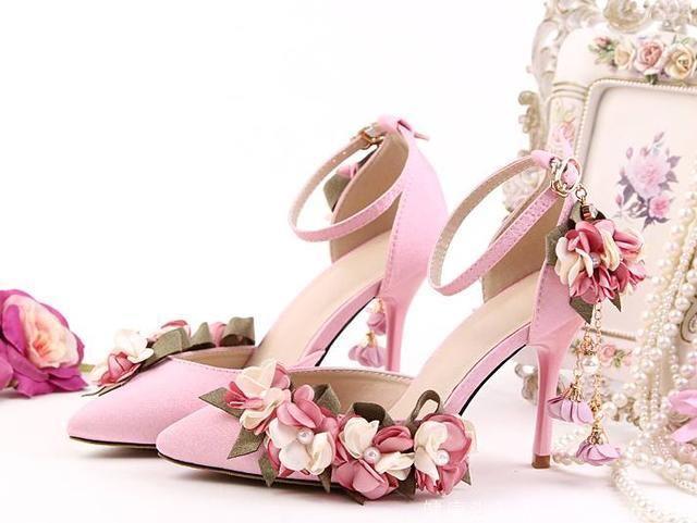 十二星座专属粉色系婚鞋，射手座的亮晶晶，摩羯座的低调有气质！