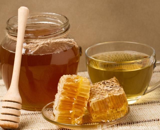 蜂蜜水好喝又养生，但要是喝的方法不对，效果就要打折扣了