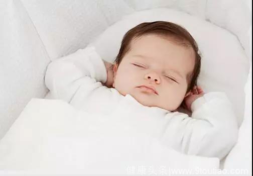 哄孩子睡觉犹如“排雷”，关于宝宝睡觉的禁忌，你可别中招！