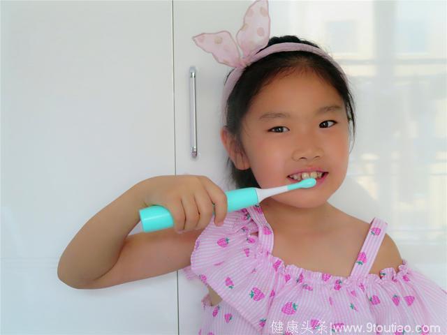 「超逸酷玩」素士儿童声波电动牙刷让宝宝拥有健康牙齿