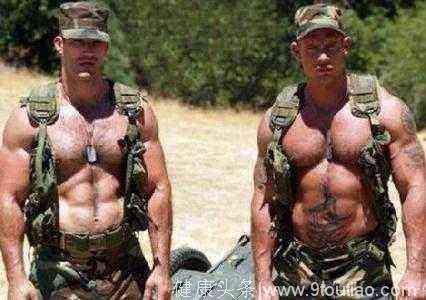 各国军人肌肉对比，谁说中国军人不行！