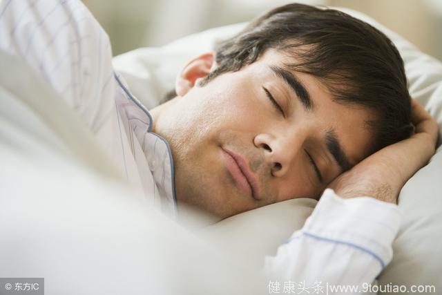 常失眠睡不着，8种非药物方法专克失眠，用1个好1个，喊都喊不醒