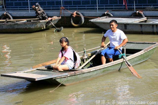 孙茂东：微山湖水上渔村的“解梦人”