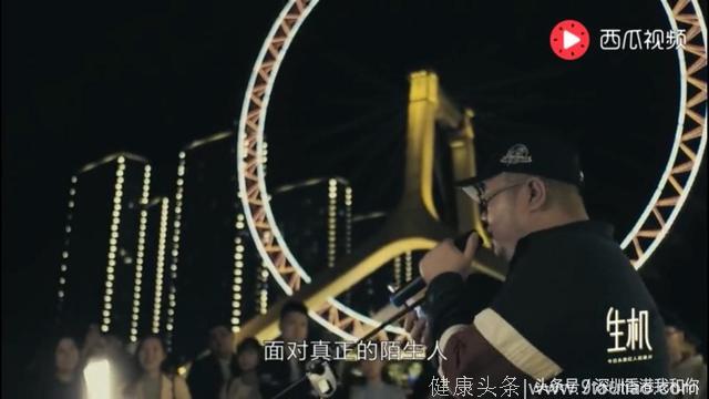 父母离世，得了抑郁症，90后胖小伙暖心演绎：200斤的音乐力量