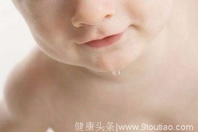 小宝宝总喜欢流口水，究竟是正常现象，还是有口腔疾病？