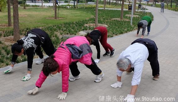 颈椎病康复操全搜集过来了，比吃药打针管用，为关心的人收藏！