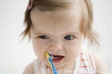 儿童牙膏购买不当易伤宝宝牙齿，这么选准没错！