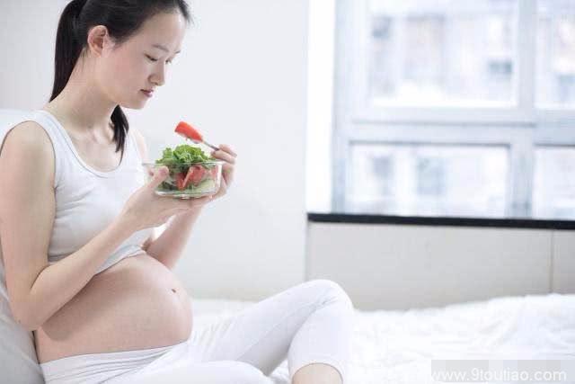 怀孕后，如何做到“长胎不长肉”？吃饭时，牢记这4点就够了！