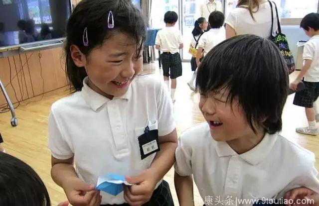 日本小学第一课，竟让中国7岁男孩不及格……