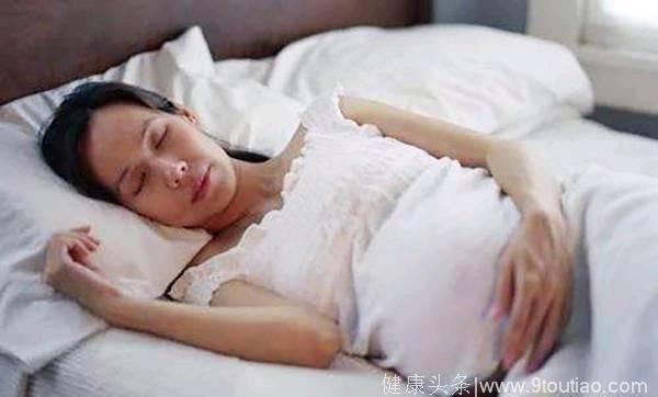 25岁孕妇怀孕时每天都吃核桃，看到出生后的宝宝，她怀疑在做梦